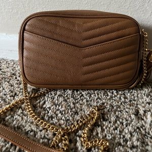 Quilted Leather Saint Laurent cross body bag. Adjustable strap.New nothing wrong